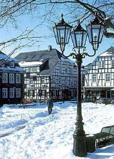 1362